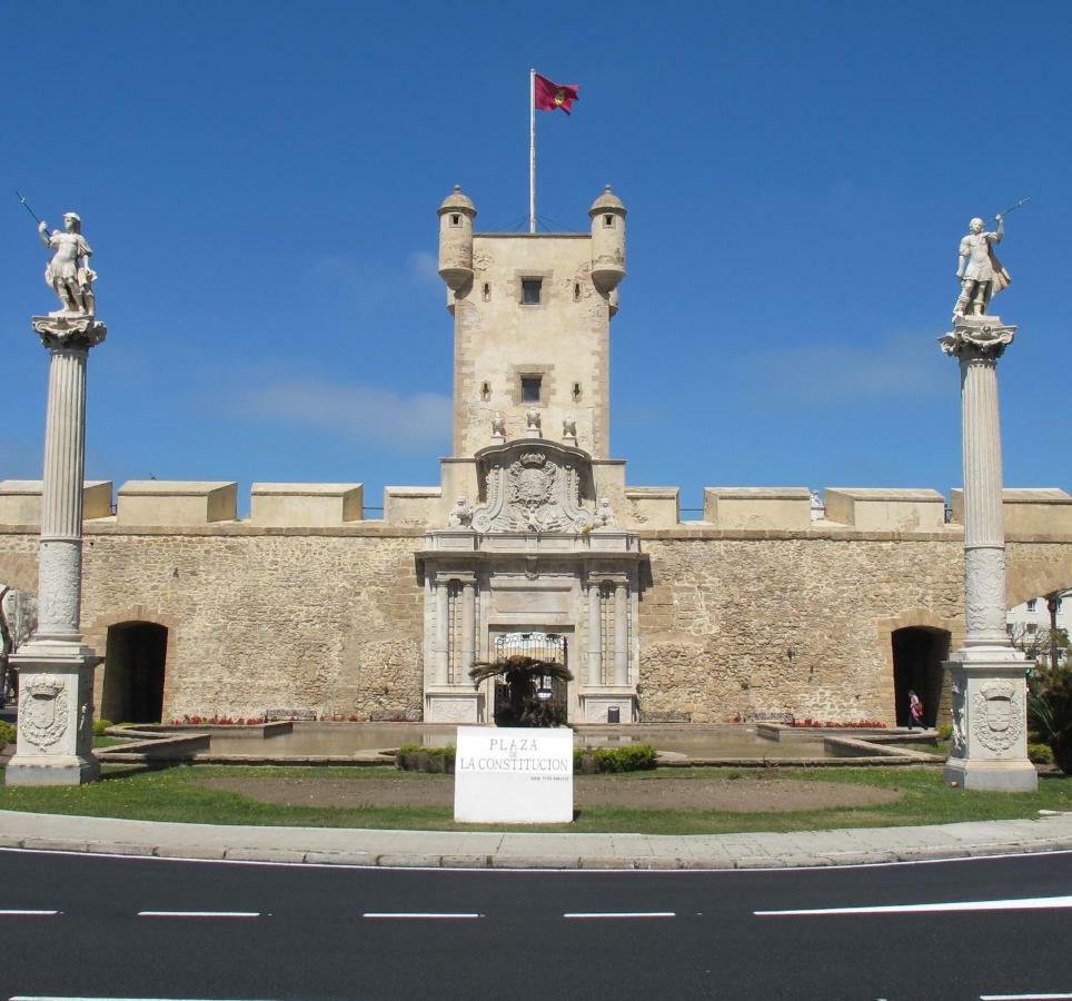 Apartamento La Pepa de ORO Cadiz Bagian luar foto